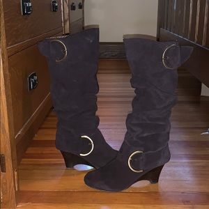 Naughty Monkey Boots 🙈